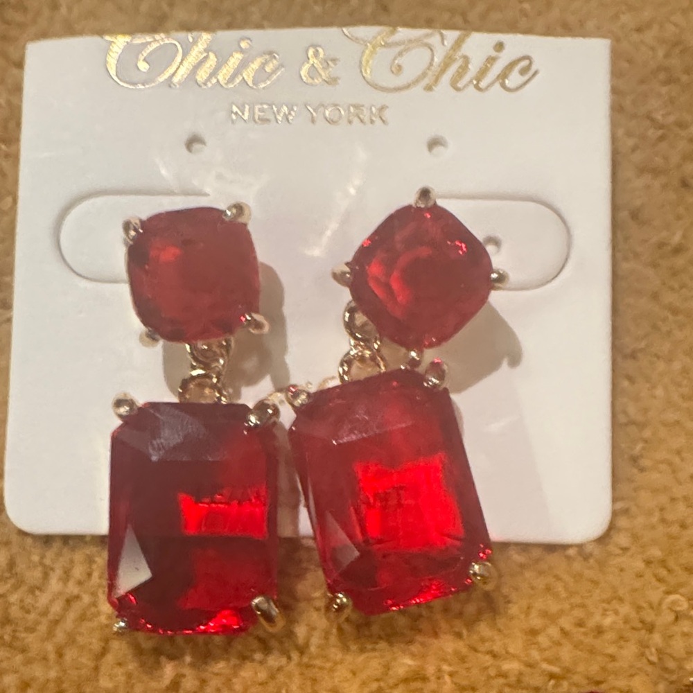 Red Gemstone Necklace Set - Picture 3 of 4